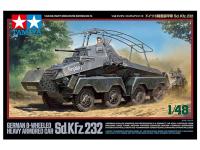 32574 Tamiya Немецкий восьмиколесный БТР Sd.Kfz.232 с одной фигурой (1:48)