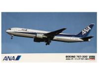 10706 Hasegawa Пассажирский самолет ANA B767-300 (1:200)