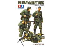 35293 Tamiya Немецкие пехотинцы (5 фигур, с МР-40, MG-34, MG-42, французская кампания) (1:35)