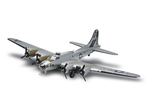 15600 Revell Американский бомбардировщик B-17G Flying Fortress (1:48)