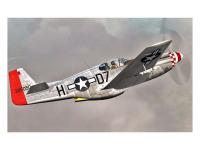AZ7588 AZ Model Истребитель P-51B Mustang USAAF "Dorsal Fin" (1:72)