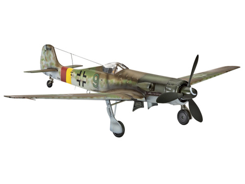 63981 Revell Подарочный набор. Немецкий истребитель Focke Wulf Ta 152 (1:72)