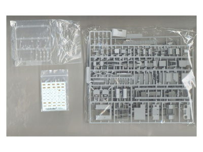 UA72083 1