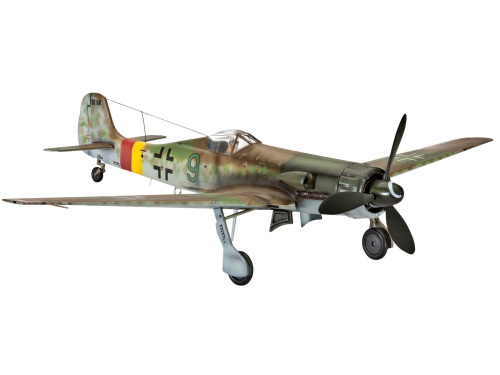 03981 Revell Немецкий истребитель Focke Wulf Ta 152 H (1:72)