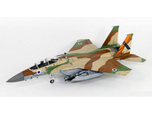 L7202 G.W.H. Израильский истребитель F-15I IAF Ra'am (1:72)