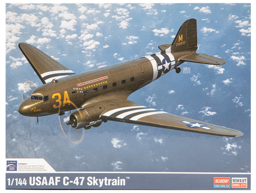 12633 Academy Американский военно-транспортный самолет USAAF C-47 Skytrain (1:144)