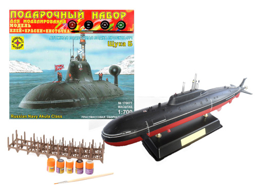 ПН170077 Моделист Подарочный набор. Подводная лодка проекта 971 "Щука-Б" (1:700)