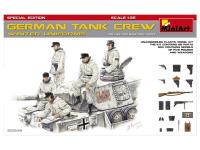 35249 MiniArt Немецкий танковый экипаж в зимней униформа (Специальное издание) (1:35)