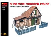 35556 MiniArt Сарай с деревянным забором (1:35)