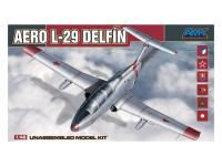 88002 AMK Учебно-тренировочный самолет Aero I-29 Delfin (1:48)