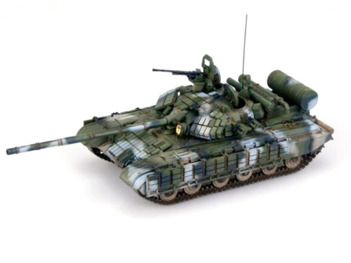 UA72023 Modelcollect Советский основной боевой танк Т-64BV образца 1985 года (1:72)