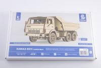 Конструктор из дерева. Грузовой автомобиль КАМАЗ-5511 Cамосвал 1:35. Baumi 11003