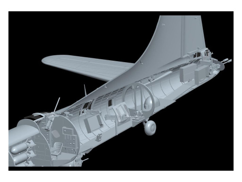 01F001 HK Models Бомбардировщик B-17G Early Production (1:48)