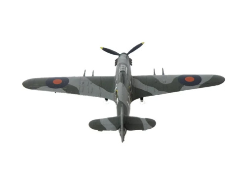 207207 Моделист Британский истребитель Hawker Hurricane Mk.IIC (1:72)