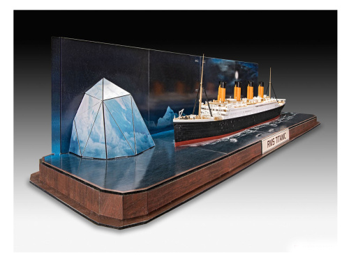 05599 Revell Подарочный набор Титаник + Паззл 3D Айсберг (1:600)
