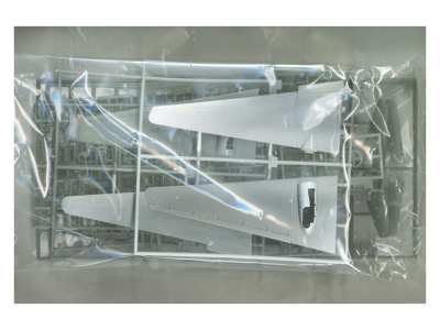 H-02407 4 H-02407 4