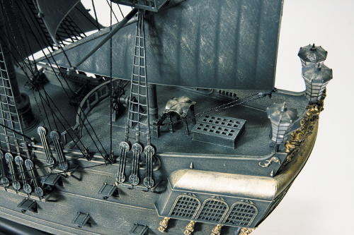 9066 Звезда Пиратский корабль Генри Моргана «Чёрная Жемчужина» (1:72)