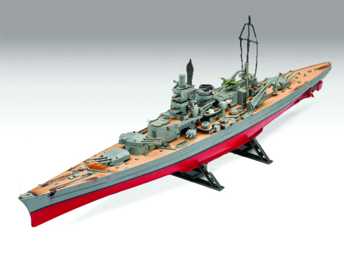 05098 Revell Немецкий линейный корабль Bismarck (1:700)