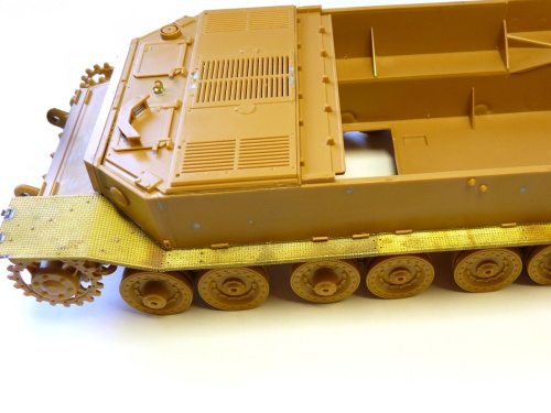 035271 Фототравление Микродизайн Sd.Kfz.184 Ferdinand. Надгусеничные полки (Звезда) (1:35)
