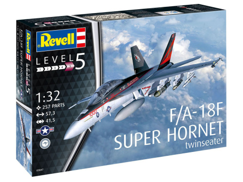 03847 Revell Палубный истребитель F/A-18F Super Hornet (1:32)