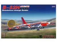 UA72208 Modelcollect Американский стратегический бомбардировщик B-52H Early (1:72) UA72208 Modelcollect Американский стратегический бомбардировщик B-52H Early (1:72)