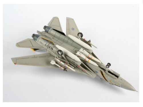 04021 Revell Американский двухместный реактивный истребитель-перехватчик F-14A Tomcat(1:144)