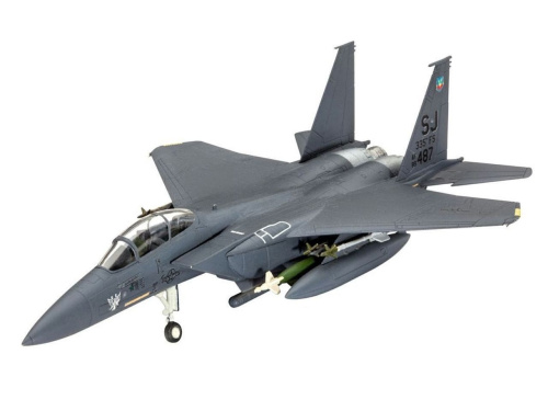 03972 Revell Самолет F-15E Strike Eagle & Bombs (1:144)