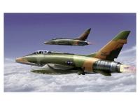01649 Trumpeter Американский истребитель-перехватчик F-100D Super Sabre (1:72)