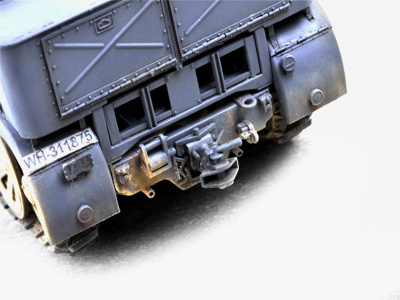 tr 01583-4