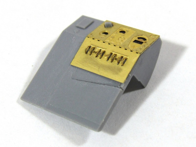 048236-9