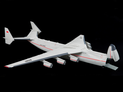 7035 Звезда Советский транспортный самолёт Ан-225 "Мрия" (1:144)