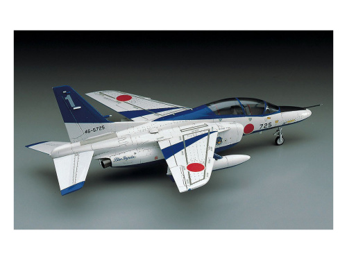 00441 Hasegawa Учебно-тренировочный самолёт Kawasaki T-4 "Blue impulse" (1:72)