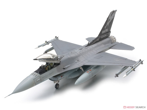 61101 Tamiya Lockheed Martin F-16C Block 25/32 (1:48)