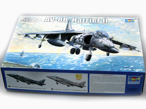 02229 Trumpeter Американский самолет Mcdonnell Douglas AV-8B Harrier II (1:32)