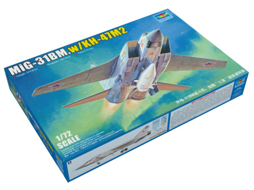 01697 Trumpeter Самолёт MИГ-31БМ с ракетой Х-47М2 (1:72)