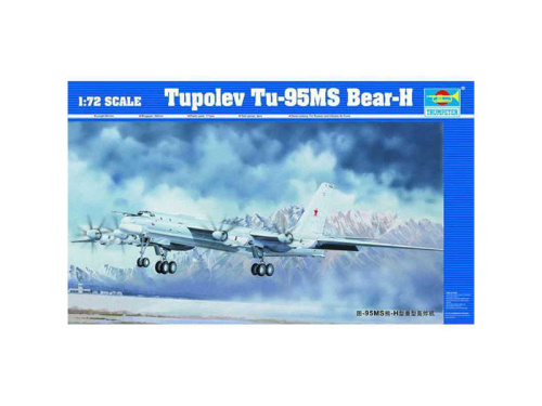01601 Trumpeter Советский бомбардировщик Ту-95МС (1:72)