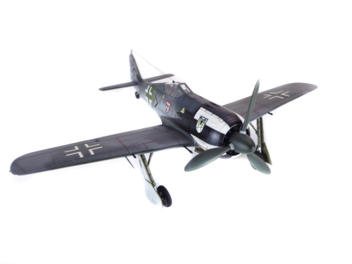 7304 Звезда Немецкий истребитель Фокке-Вульф FW-190 A4 (1:72)