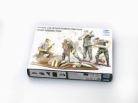 00426 Trumpeter Немецкие солдаты подносчики снарядов для гаубицы (1:35)