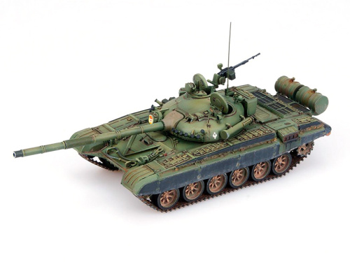 UA72004 Modelcollect Советский основной боевой танк 72A (1:72)