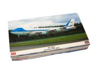 10852 Hasegawa Самолёт президента США Boeing VC-25 "Air Force One 2022" (1:200)