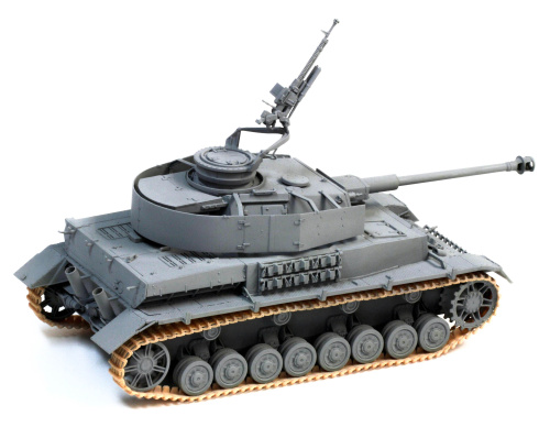 3593 Dragon Средний танк Panzer IV Арабской армии (Шестидневная война) (1:35)