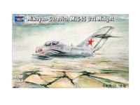 02805 Trumpeter Советский реактивный самолёт МиГ-15УТИ (1:48)