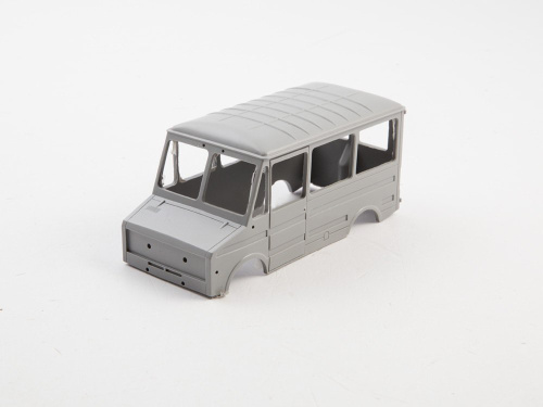 1516 AVD Models Фургон ЕРАЗ-3218 (1:43)