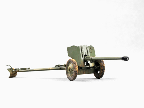 02339 Trumpeter Советская 85-мм пушка Д-44 (1:35)