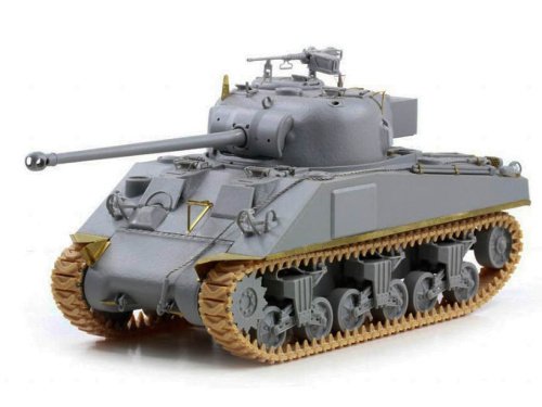 9156 Dragon Американский средний танк M4A3 (75) с сварным корпусом + бревна и рюкзаки (1:35)