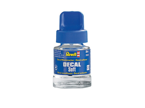 39693 Revell Жидкость для нанесения декалей Decal Softener 30 мл.